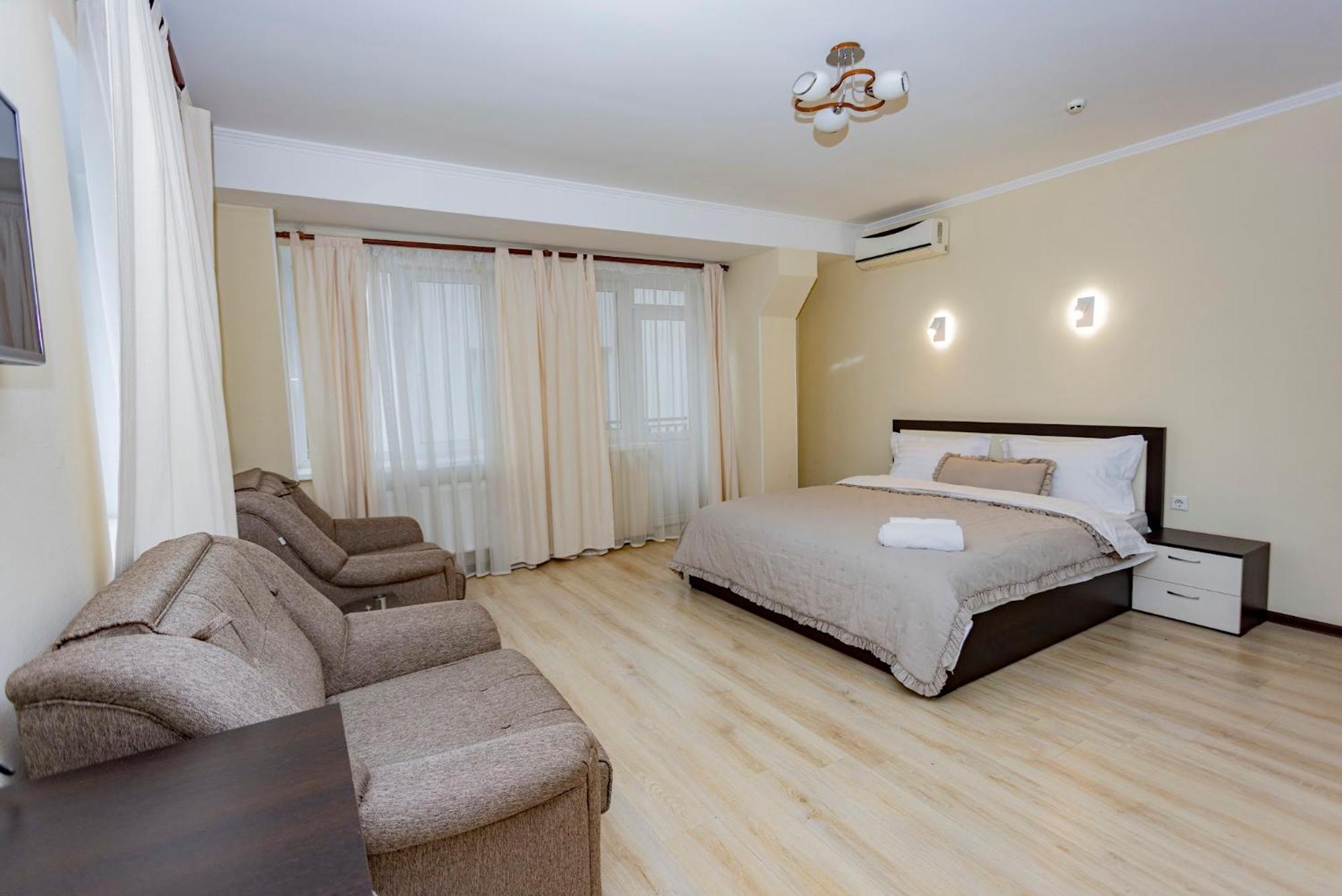 Lolo Hotel Kişinev Dış mekan fotoğraf